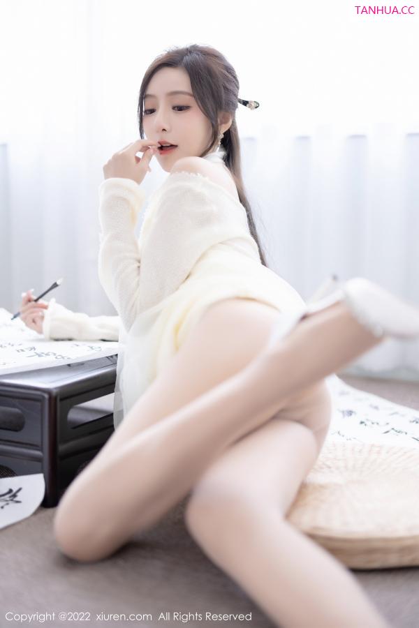 王馨瑶  [XiuRen]高清写真图 2022.11.11 No.5846 王馨瑶yanni 翘臀美腿第32张图片